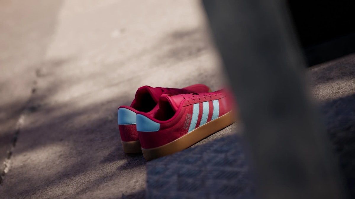 Adidas Women's VL Court 3.0 Shoes - Pure Ruby / Bliss Blue / Tech Grey Metallic - Image 2