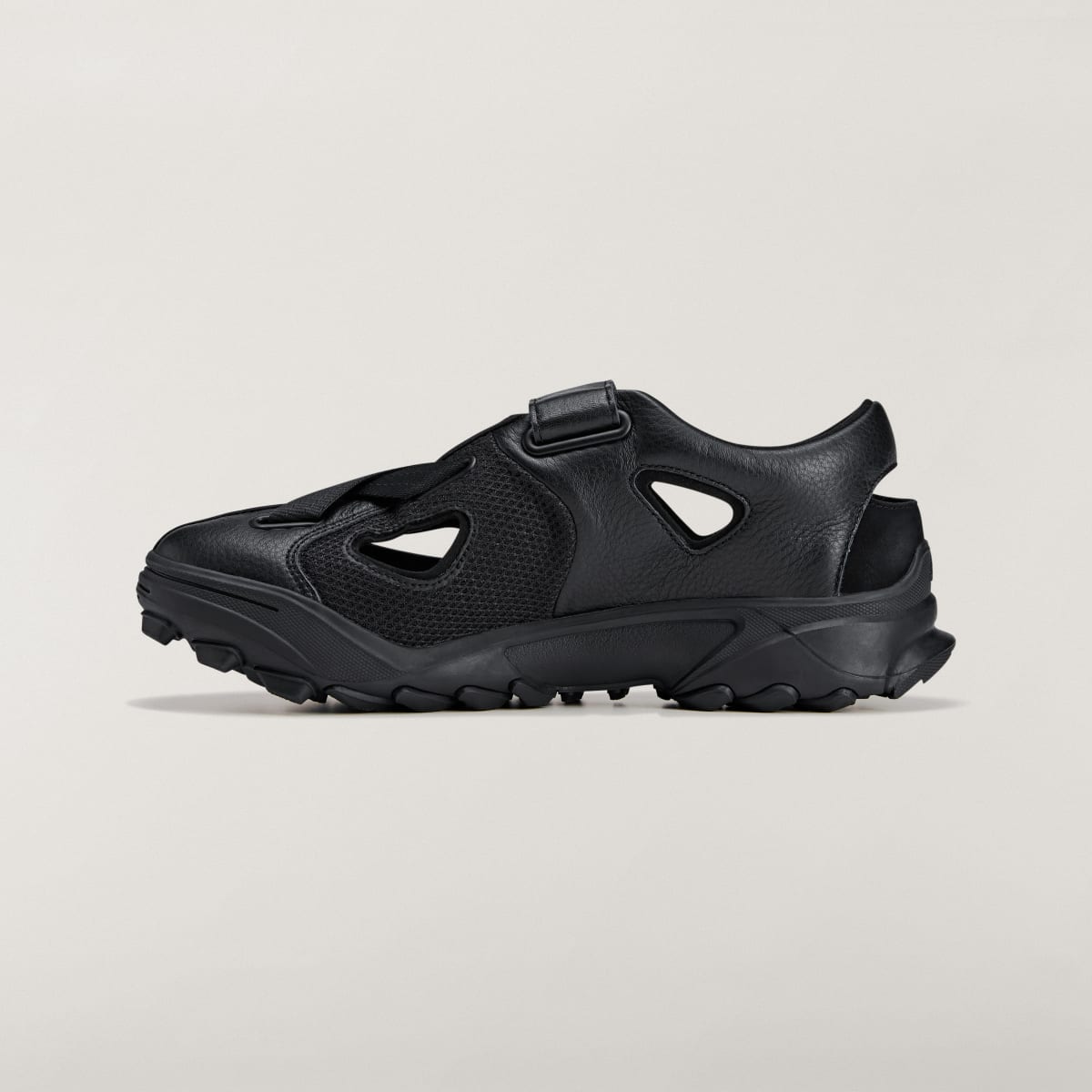 Adidas Women's Y-3 GSG9 SANDAL - Black / Black / Black - Image 6