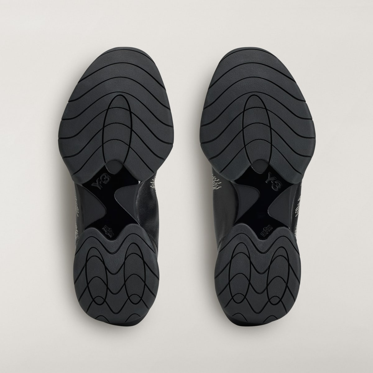 Adidas Men's Y-3 REGU HI Shoes - Black / Black / Alumina - Image 4