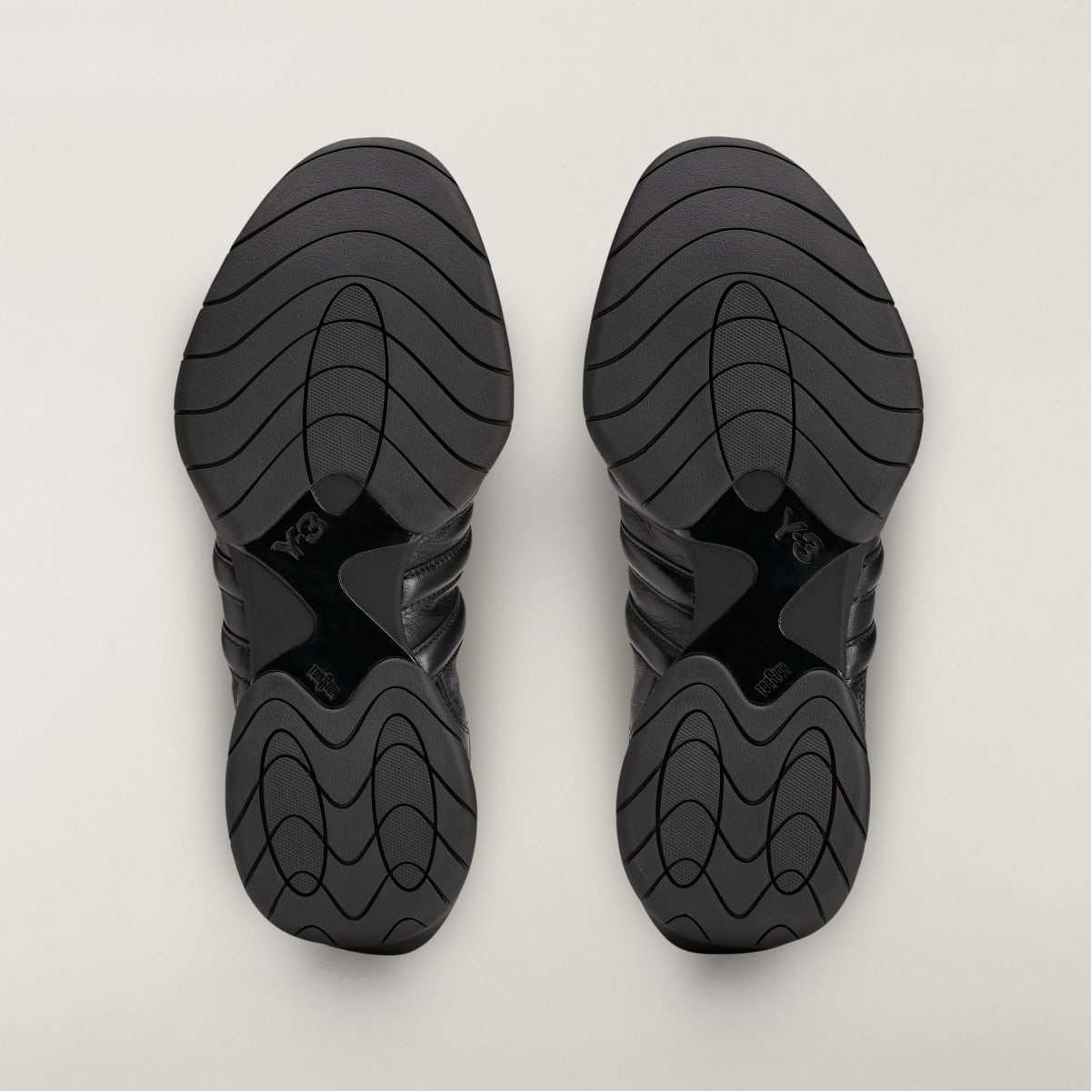 Adidas Men's Y-3 REGU MULE - Black / Black / Black - Image 3