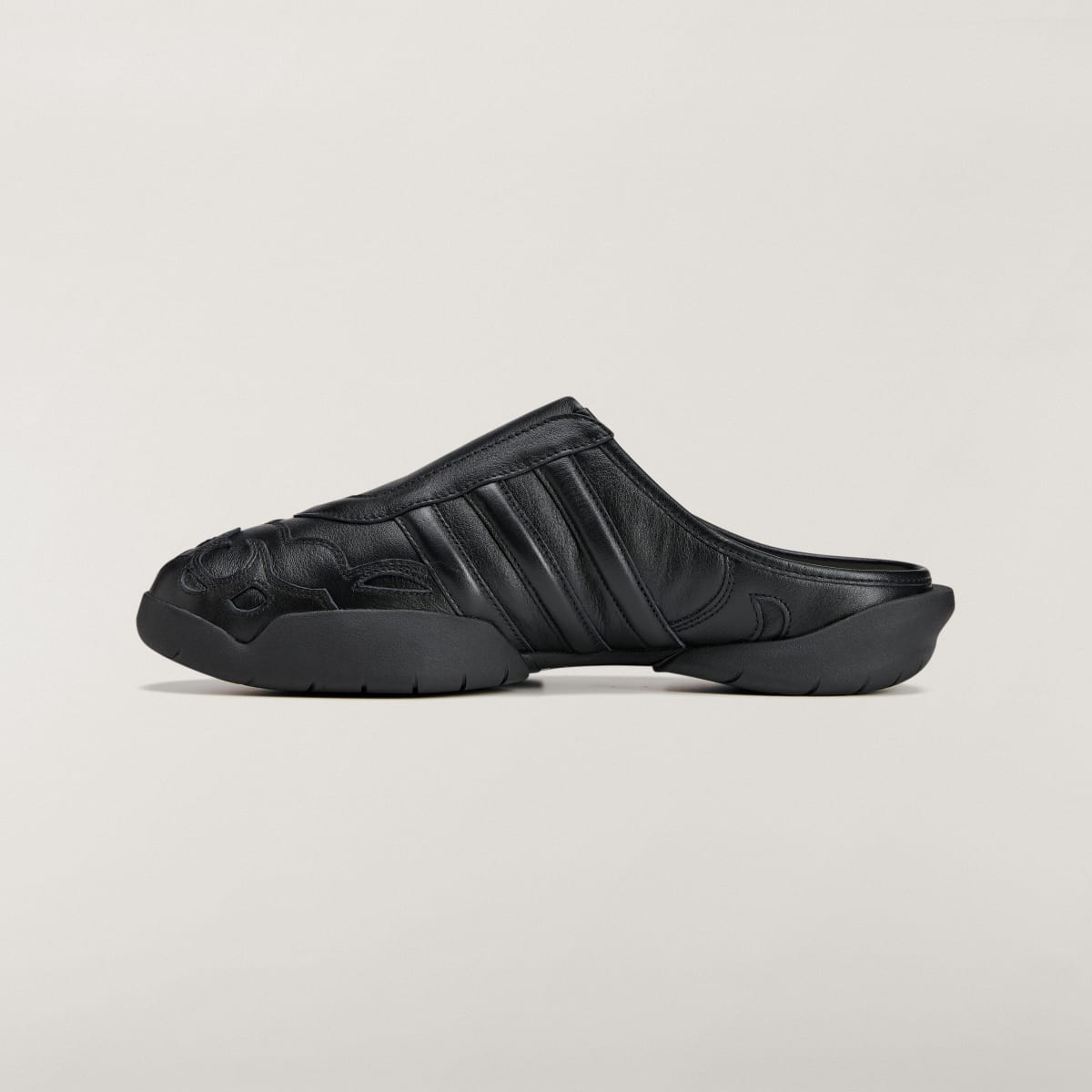 Adidas Women's Y-3 REGU MULE - Black / Black / Black - Image 6