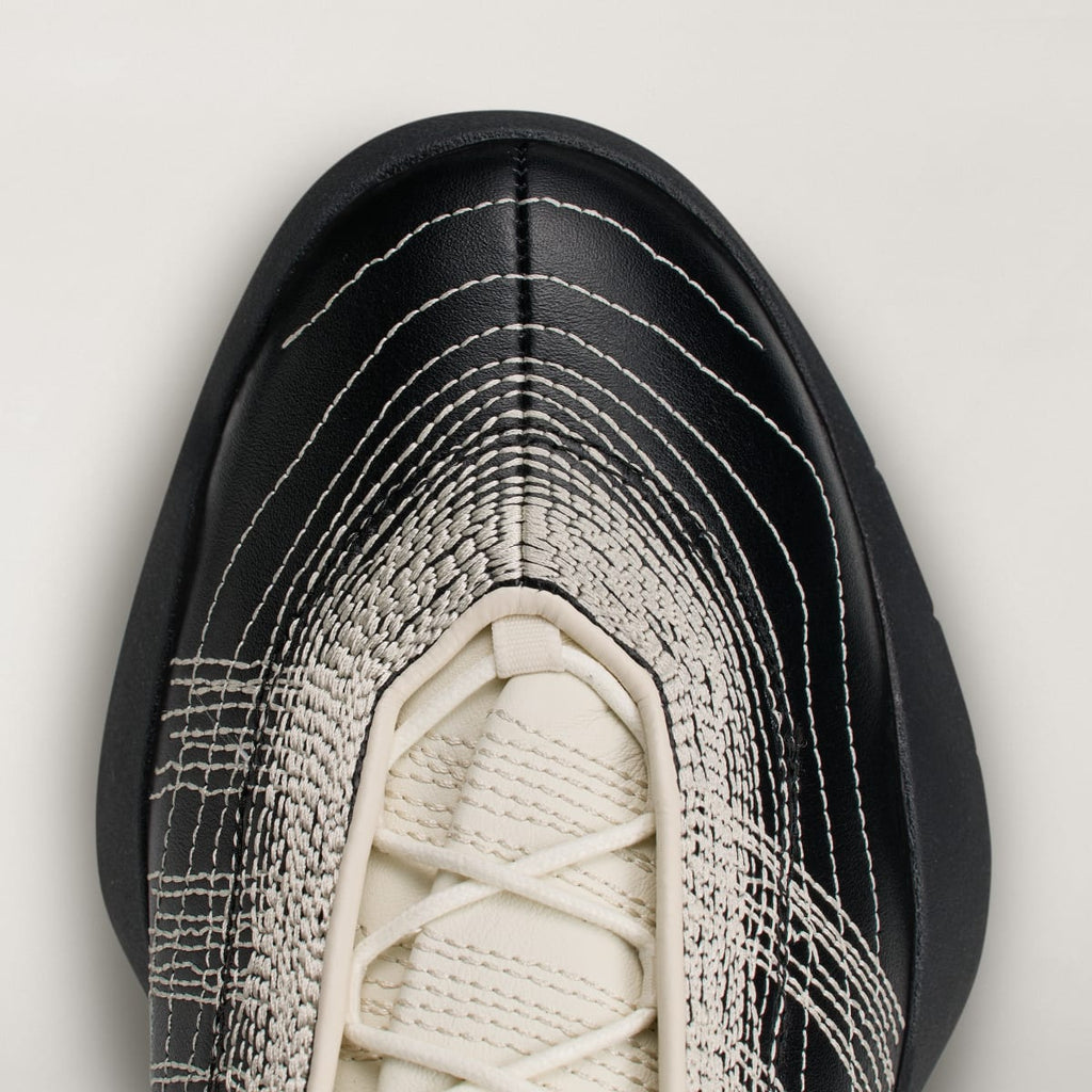 Adidas Men's Y-3 REGU Sneakers - Black / Alumina / Off White - Image 9