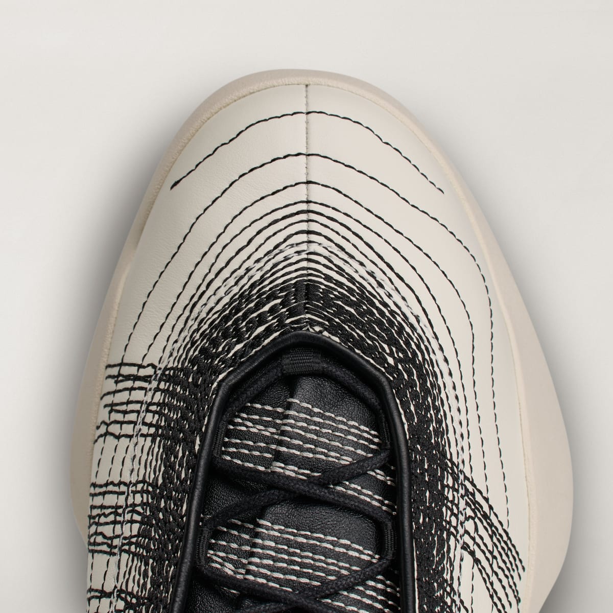 Adidas Men's Y-3 REGU Trainers - Off White / Black / Alumina - Image 9